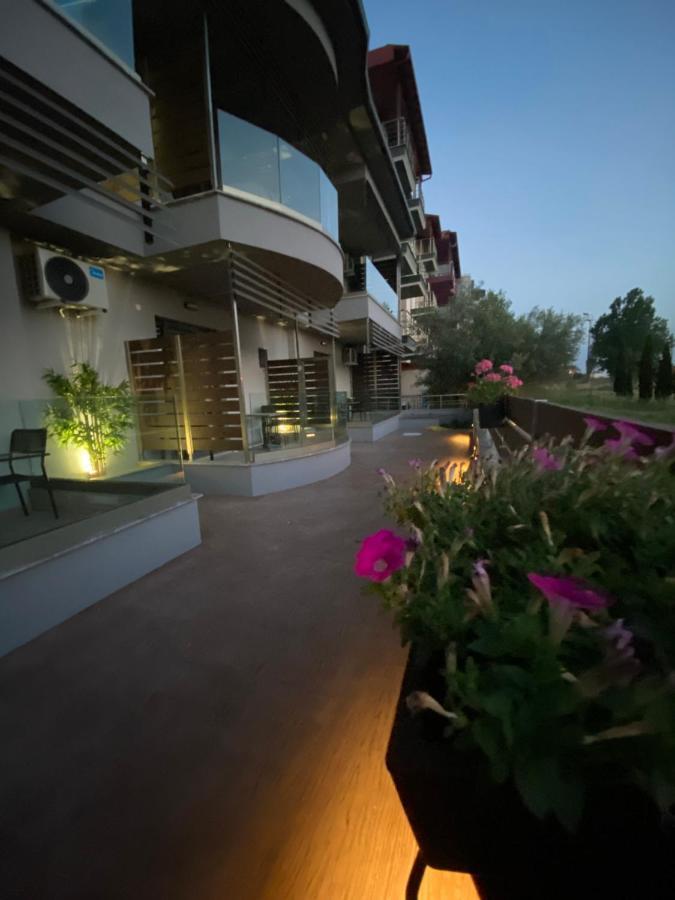Levanda Suites Паралия-Катерини Экстерьер фото
